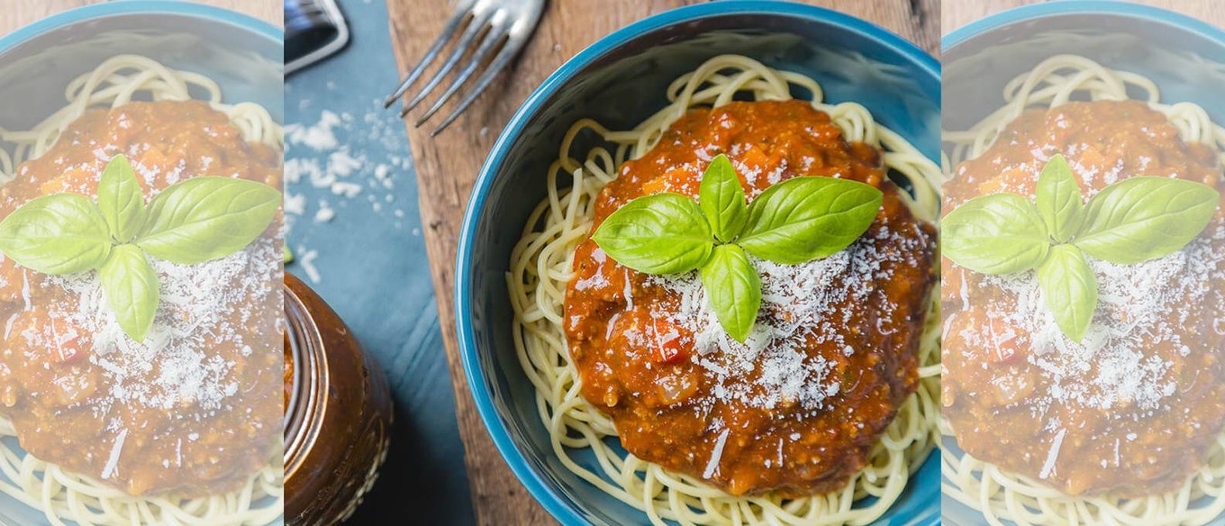 Nudlar och nötkött i kryddig tomatsås Dolmio